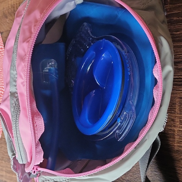 Camelbak Fannypack - Picture 5 of 11
